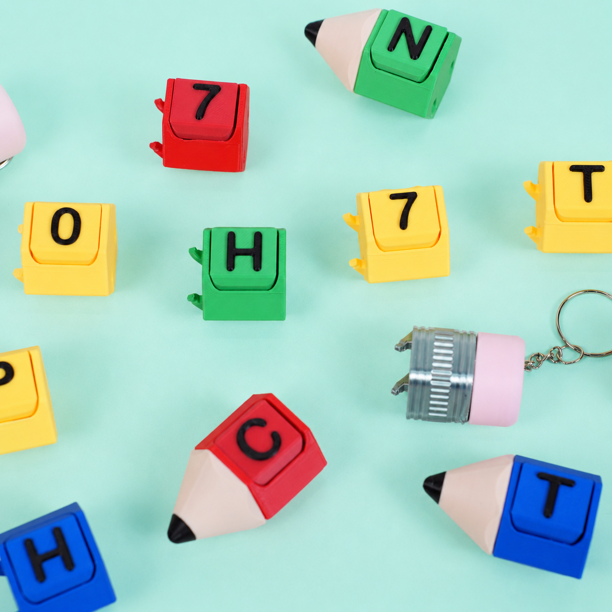 Móc Khóa Clicky Bút Chì Custom Tên Theo Yêu Cầu – Keychain Bút Chì Cá Nhân Hoá