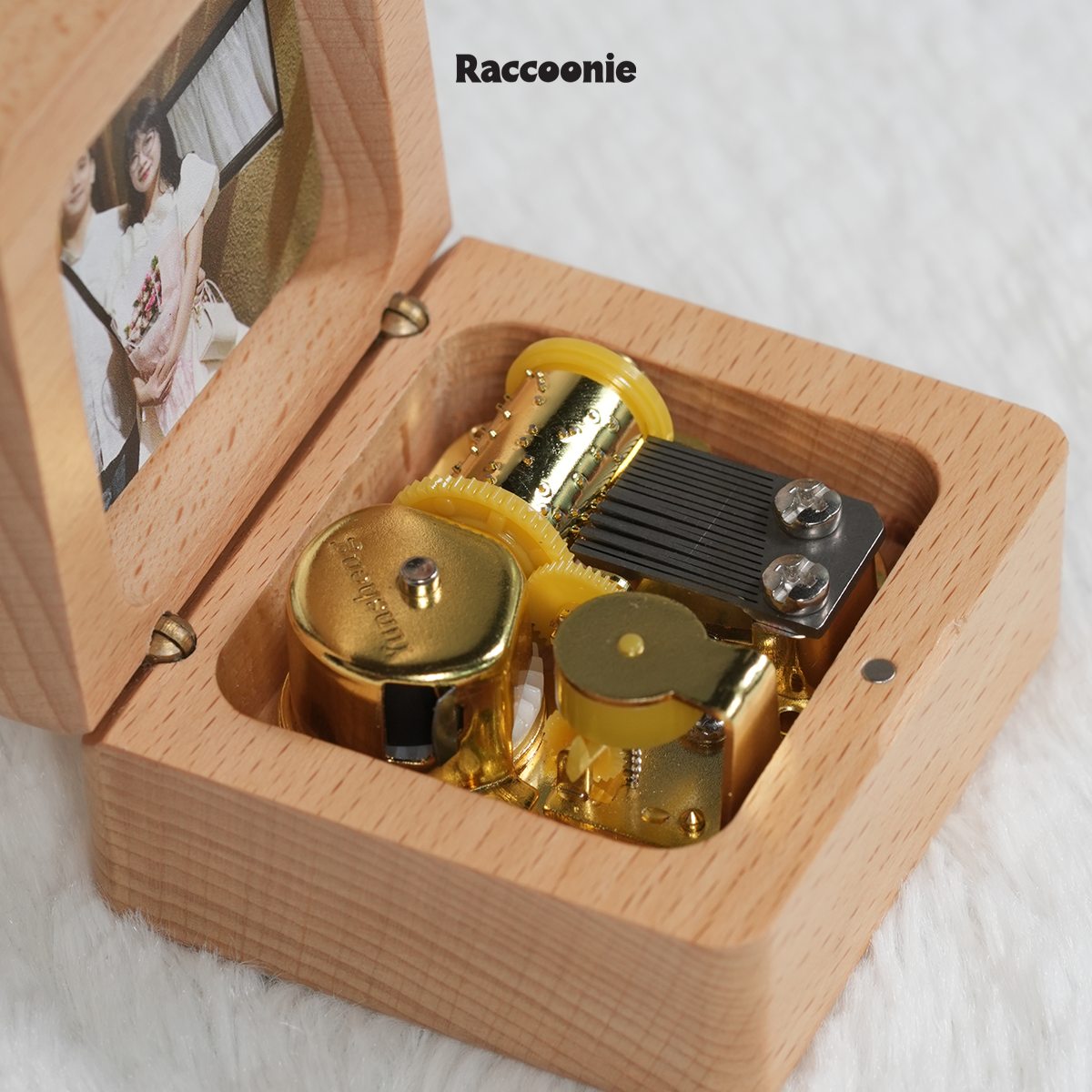 Hộp nhạc cót khắc tên, in hình theo yêu cầu, hộp gỗ óc chó cao cấp, musicbox - quà tặng sinh nhật, kỷ niệm
