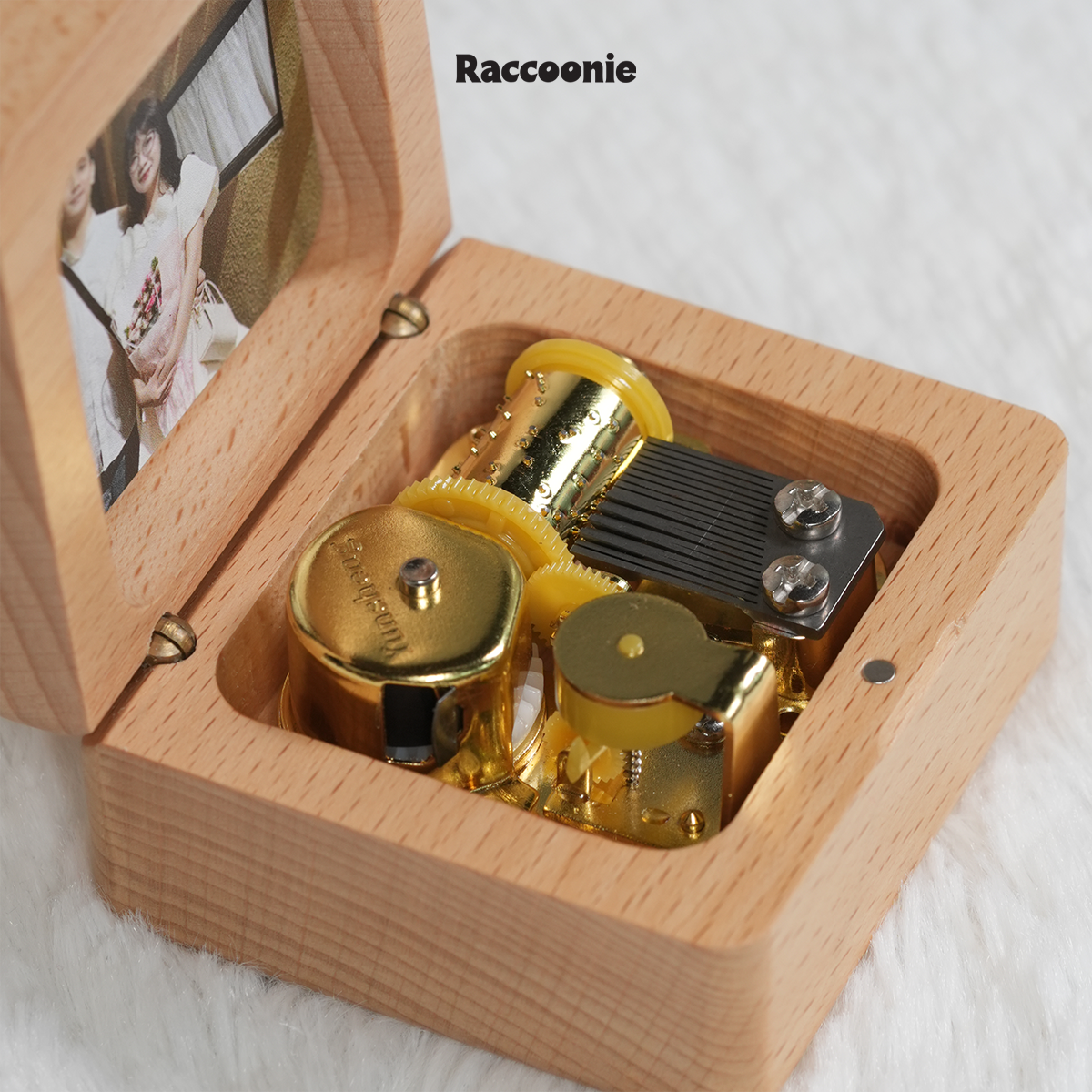 Hộp nhạc cót khắc tên, in hình theo yêu cầu, hộp gỗ óc chó cao cấp, musicbox - quà tặng sinh nhật, kỷ niệm