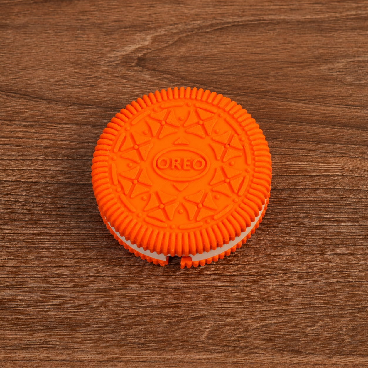Cuộn Thu Gọn Dây Sạc Oreo