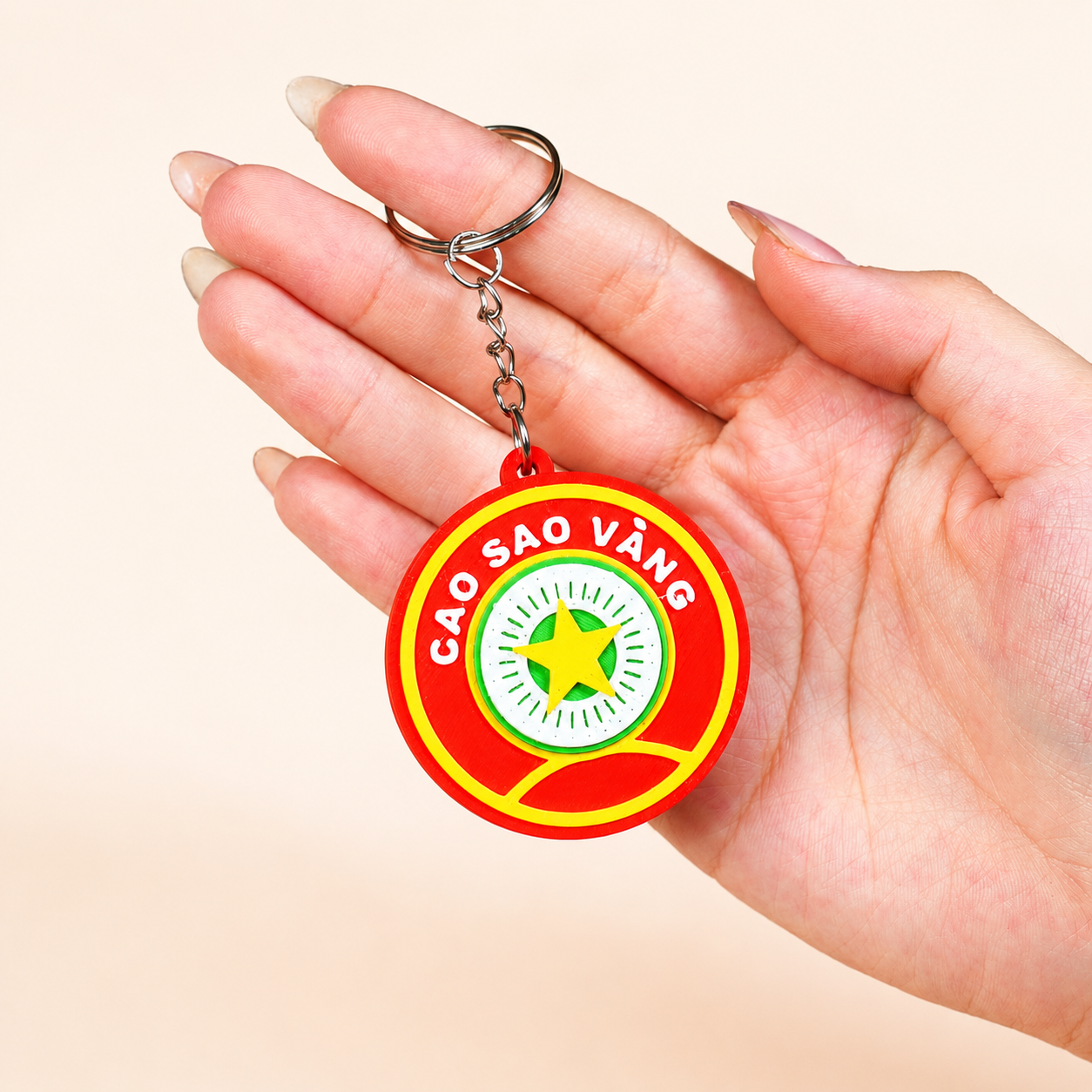 Móc Khóa Cao Sao Vàng - Mô Hình Hộp Dầu Mini, Quà Tặng Lưu Niệm Độc Đáo