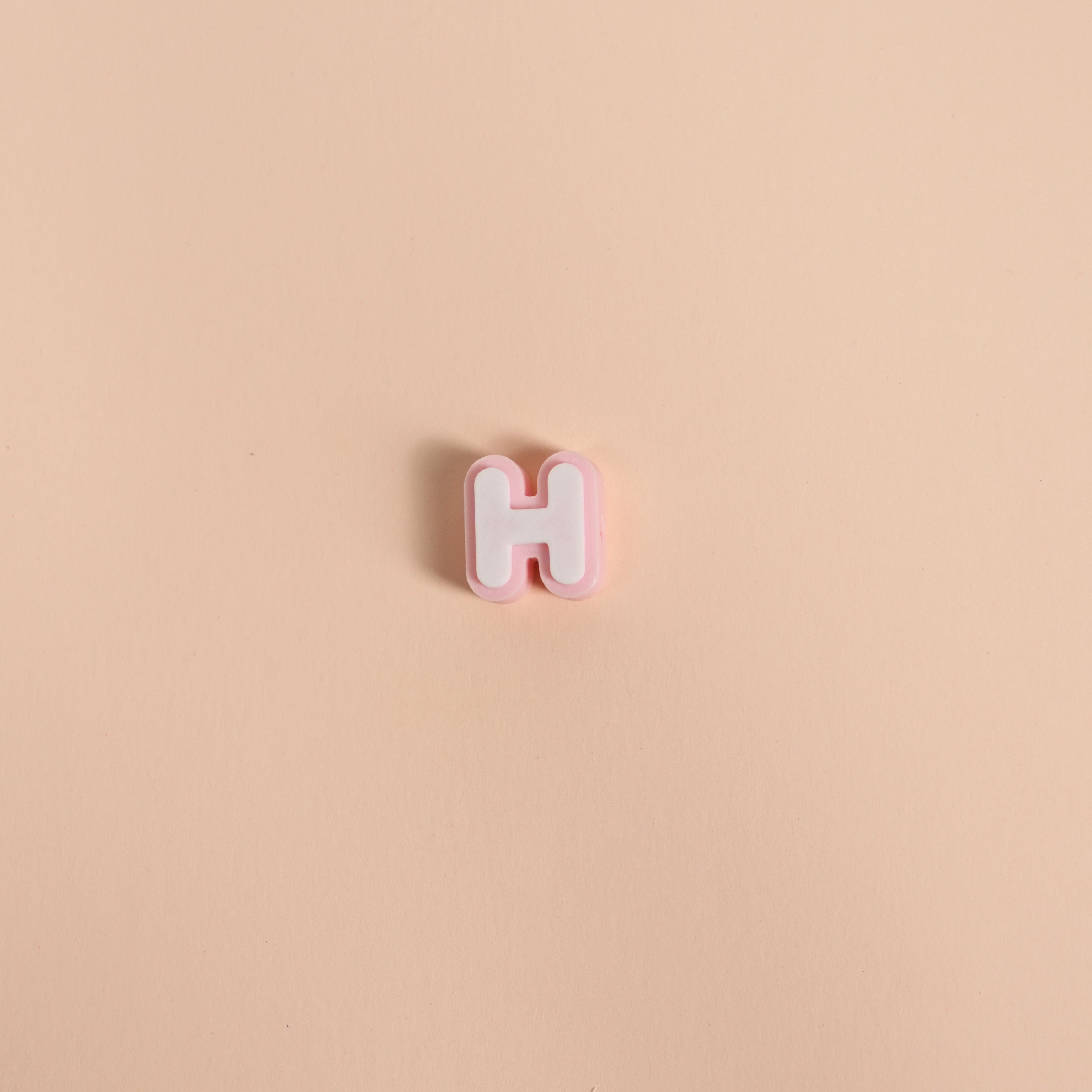 Charm Chữ Đục Mini Trang Trí Keychain - Charm Chữ Cái Pastel Tự Lắp Tên Cá Nhân Hoá