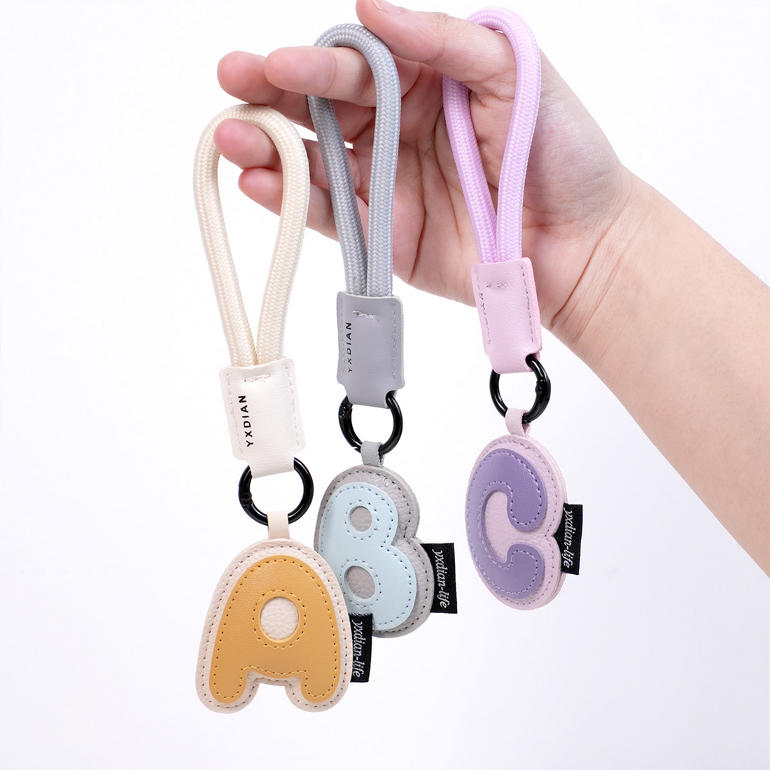 Móc khóa chữ cái - 22 chữ cái alphabet